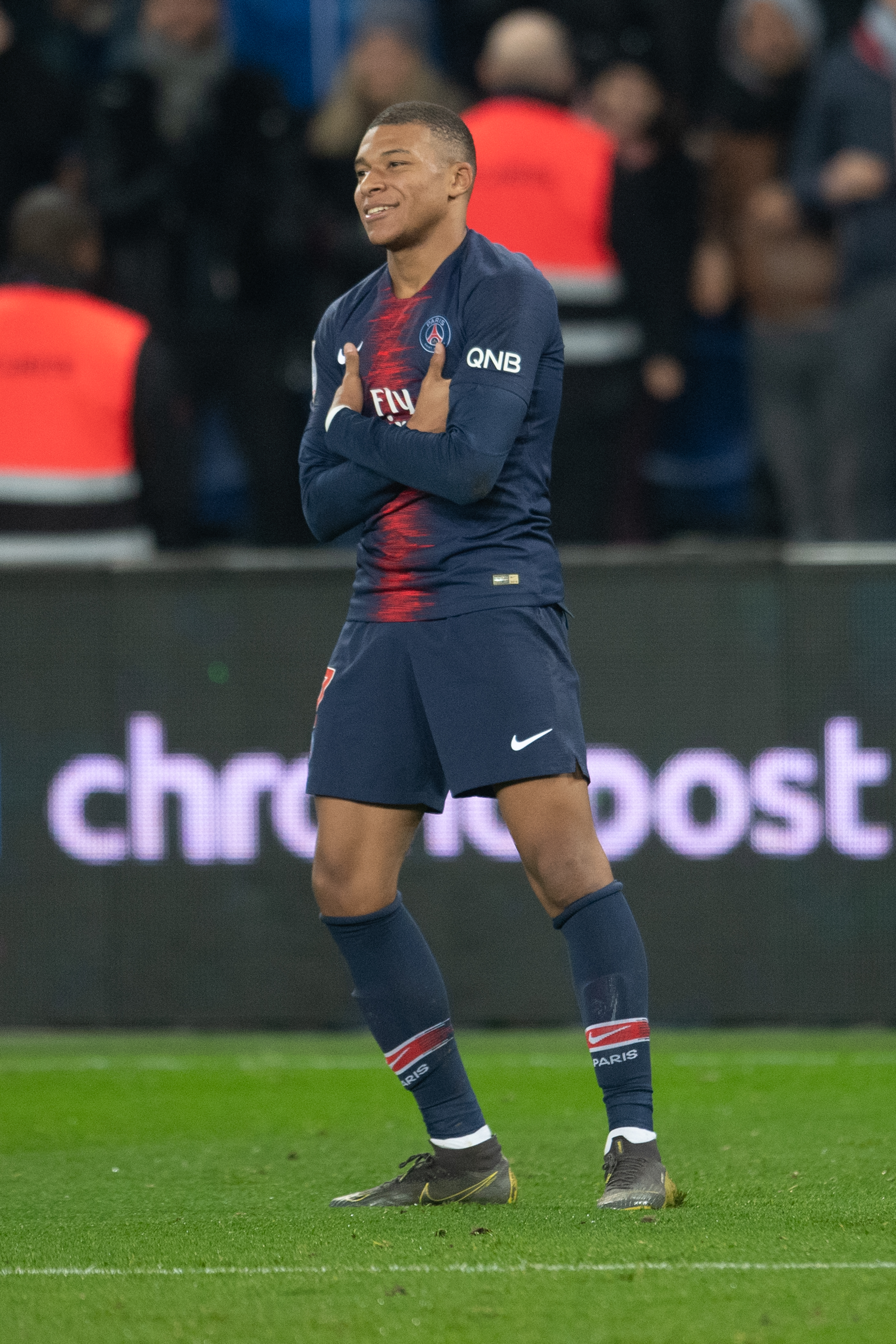 近10年欧冠场均进球榜：哈兰德1.02球第1，C罗第2，梅西第4（欧冠近十年场均进球排名：哈兰德场均1.02球居首，C罗次席，梅西第4）