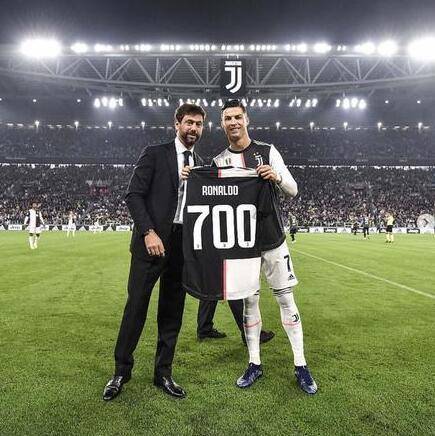 土耳其法院将费内巴切和加拉塔萨雷球员关押候审等待赌博的审判（土耳其法院拘押费内巴切与加拉塔萨雷球员，涉赌案候审）