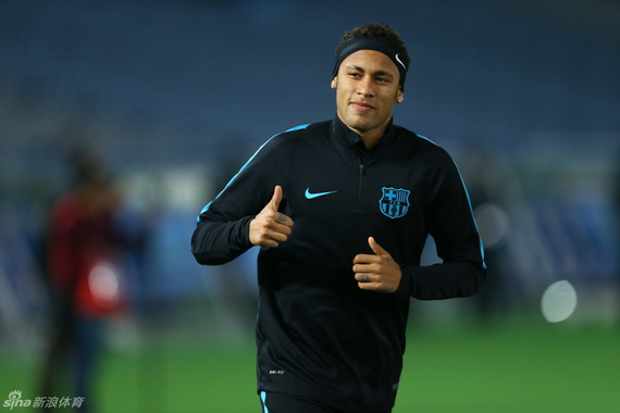 记者：于汉超正在参加B级教练培训班，下赛季将担任申花助教（记者：于汉超攻读B级教练证，下赛季将出任申花助教）