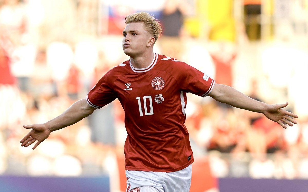 巴洛特利：现在的足球对抗更激烈，我认为自己仍能有出色表现（巴洛特利：当今足球对抗更强，但我依然能踢出高水准）