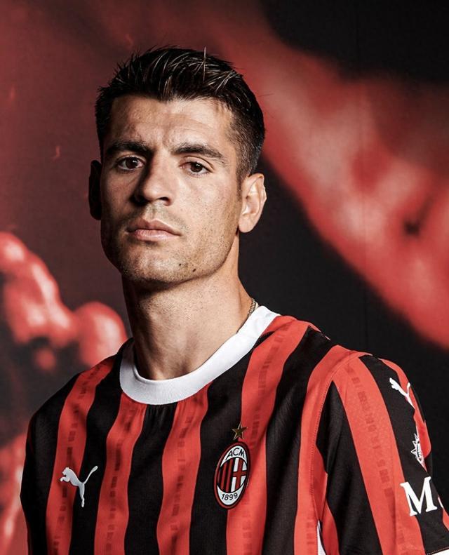 云南玉昆祝贺铜梁龙冲超：对从业余联赛起步的艰辛感同身受（云南玉昆向铜梁龙冲超成功致贺：对业余起步之艰深有共鸣）