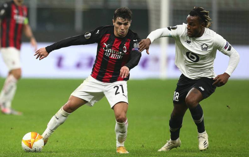 拉门斯：我是看库尔图瓦的比赛长大的，诺伊尔也是我的榜样（拉门斯：从小看库尔图瓦踢球长大，诺伊尔同样是我的偶像）