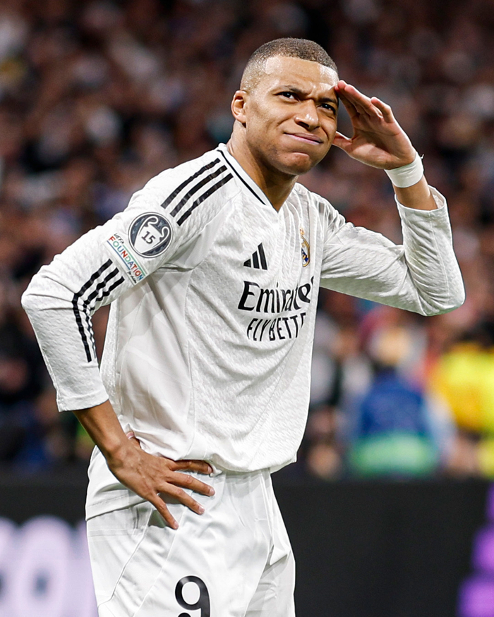 记者：萨格勒布迪纳摩有意租回克罗地亚国门利瓦科维奇（记者称萨格勒布迪纳摩正寻求租借克罗地亚国门利瓦科维奇）