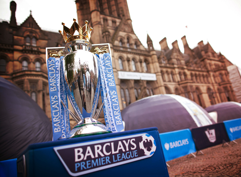 半场战报：海登海姆0-1弗赖堡，曼赞比建功（半场快讯：弗赖堡1-0领先海登海姆，曼赞比破门）