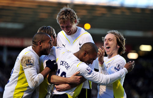 巴萨新星登场攻入制胜球（巴萨小将替补出场打入致胜一球）